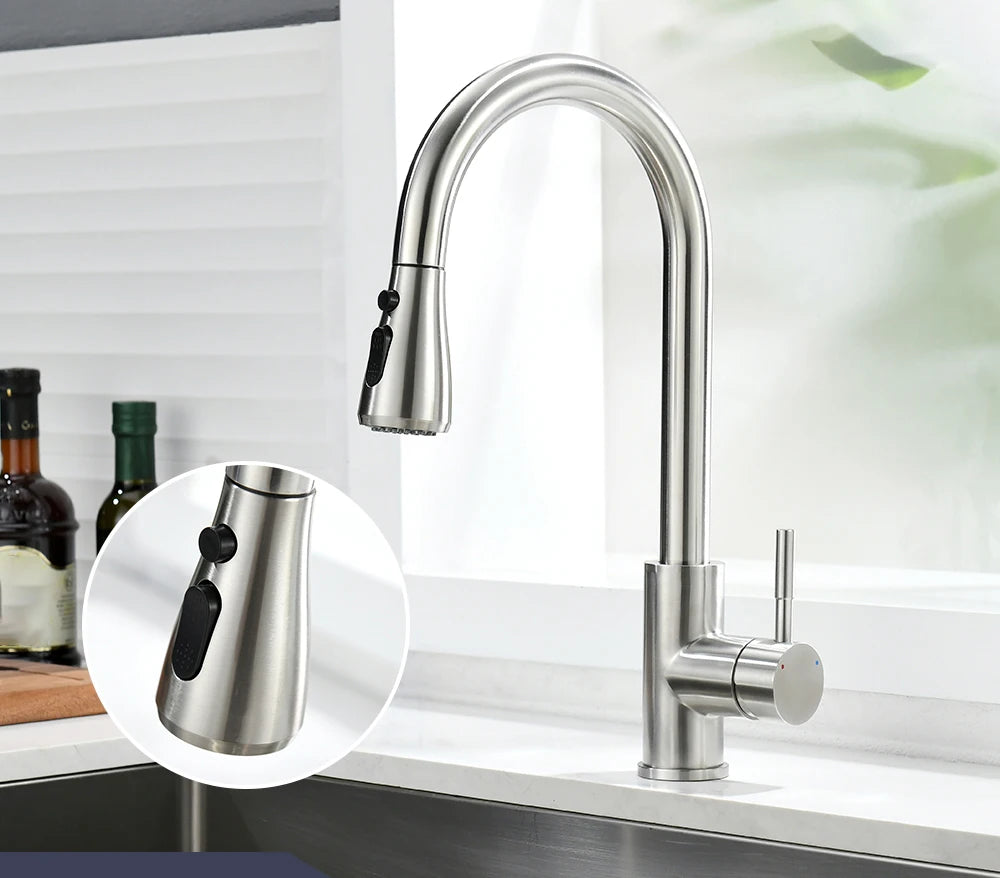 Torneira Monocomando Níquel Escovado com Spray Extensível
