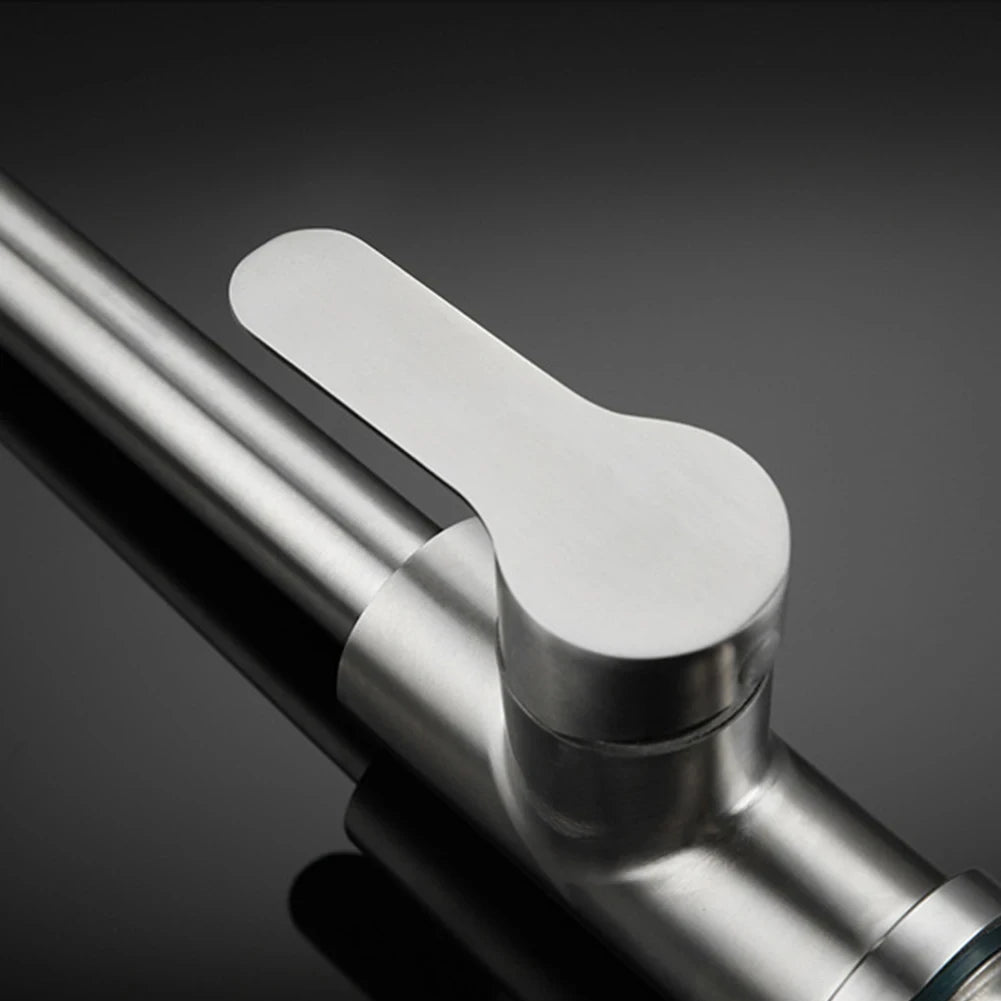 Torneira Monocomando Níquel Escovado com Spray Extensível